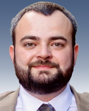 Alexy Kazmin Headshot